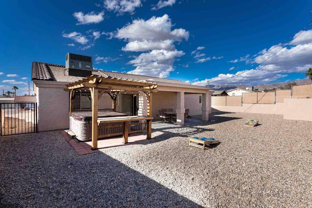 Hot Tub . Spacious . Pets . Central . Boat Parking Lake Havasu City Exterior foto